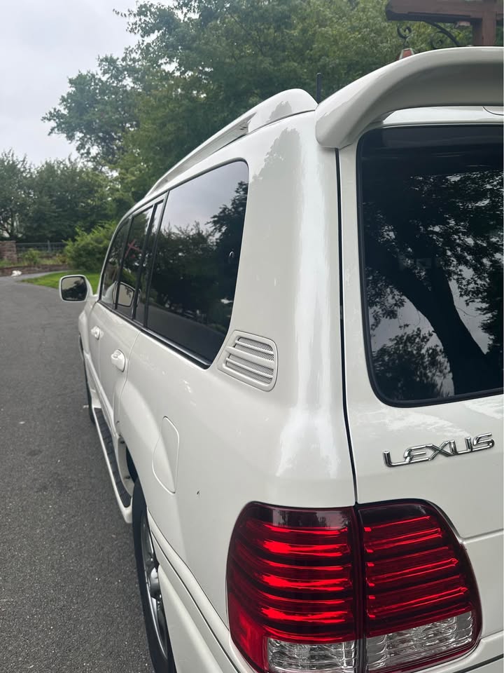 2007 Lexus LX · LX 470 Sport Utility 4D (photo 12) — photo 12