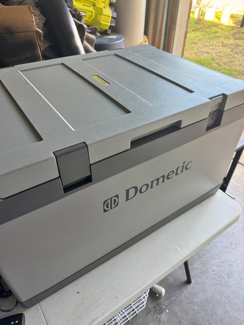 Dometic 80L 12v fridge/Freezer