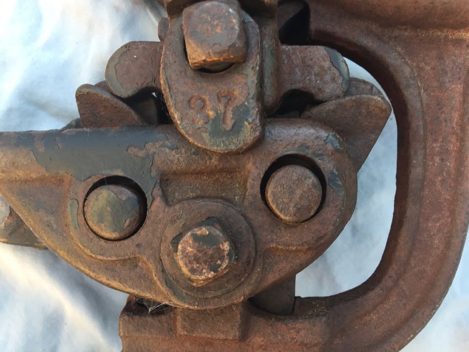 Antique Hi Lift Jack Handyman Jack 32" in Farmington, NM (photo 8) — photo 8