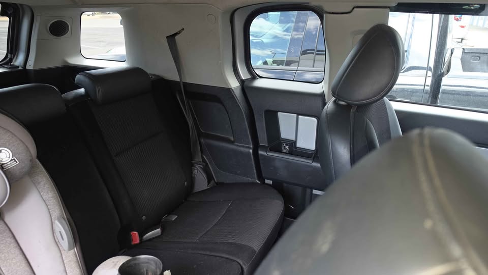 2007 Toyota FJ Cruiser in Lakewood, CO (photo 6) — photo 6