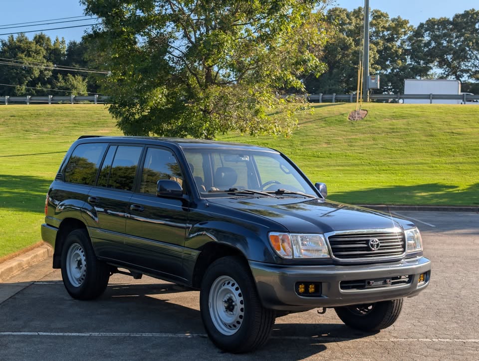 1999 Toyota Land Cruiser in Woodstock, GA (photo 2) — photo 2
