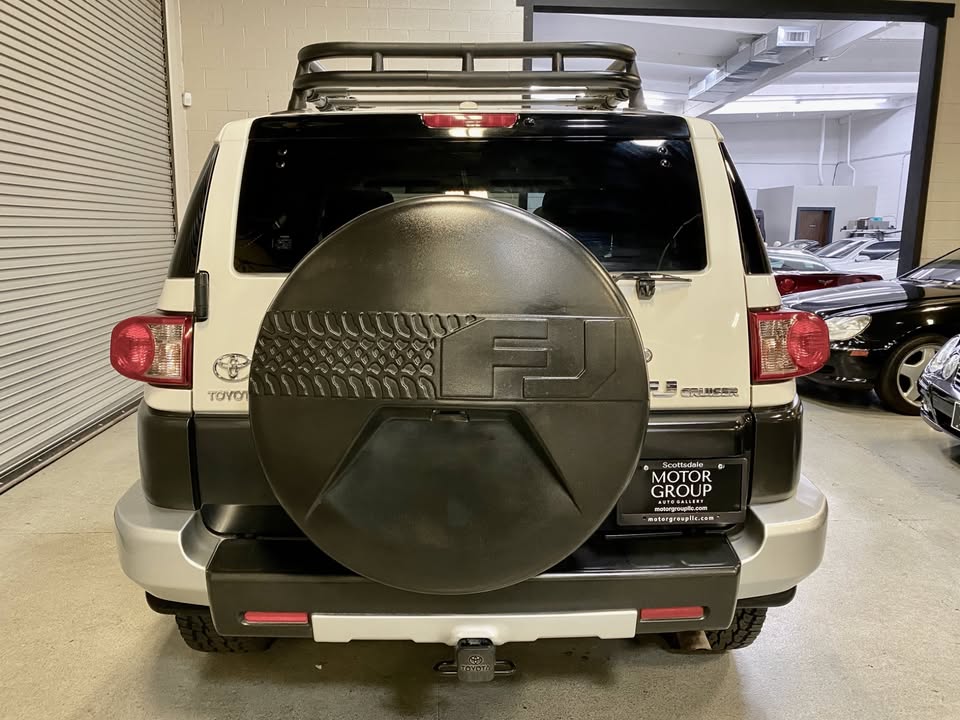 2011 Toyota Fj Cruiser 4WD (photo 5) — photo 5