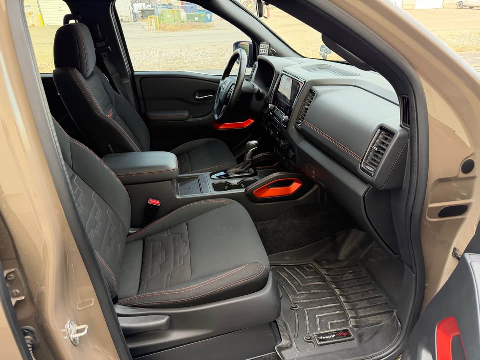 2022 Nissan Frontier Crew Cab · PRO-4X Pickup 4D 5 ft in Idaho Falls, ID (photo 9)