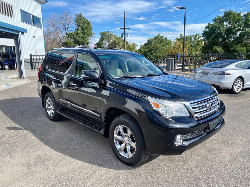 2010 Lexus GX 460 Premium in Lakewood, CO (photo 1)