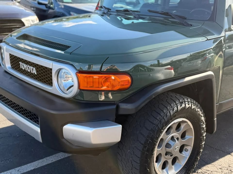 2013 Toyota FJ Cruiser (photo 4) — photo 4