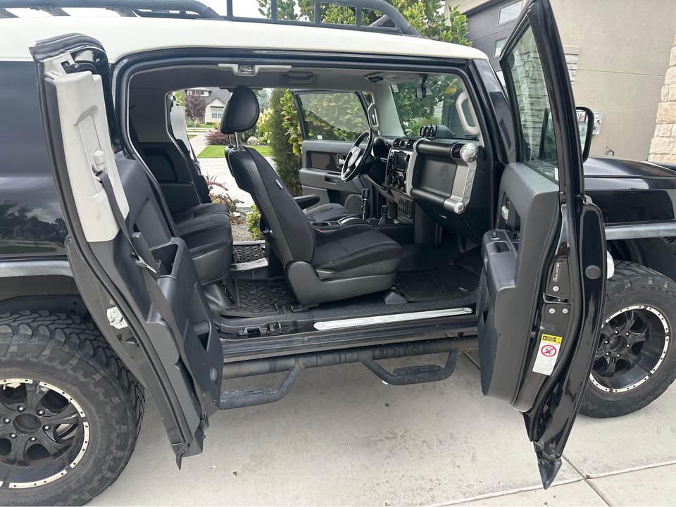 2008 Toyota FJ Cruiser in Star, ID (photo 6) — photo 6