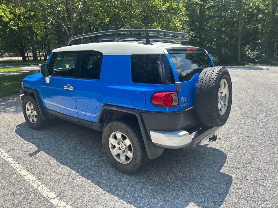 2008 Toyota FJ Cruiser · Sport Utility 2D in Newark, DE (photo 5) — photo 5