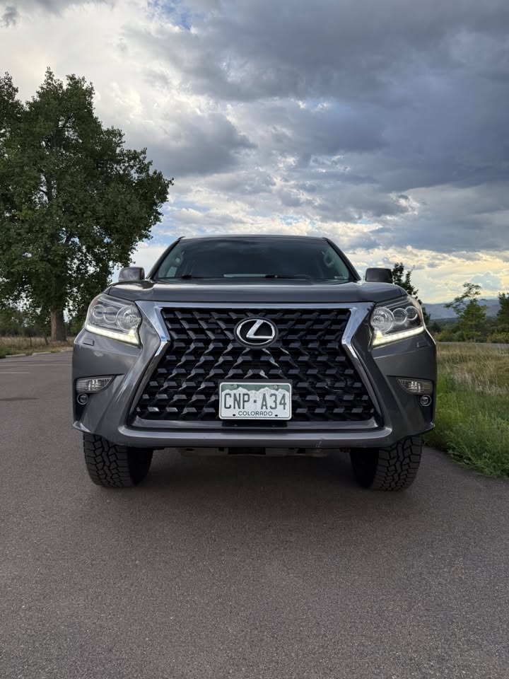 2014 Lexus GX460 (photo 8) — photo 8
