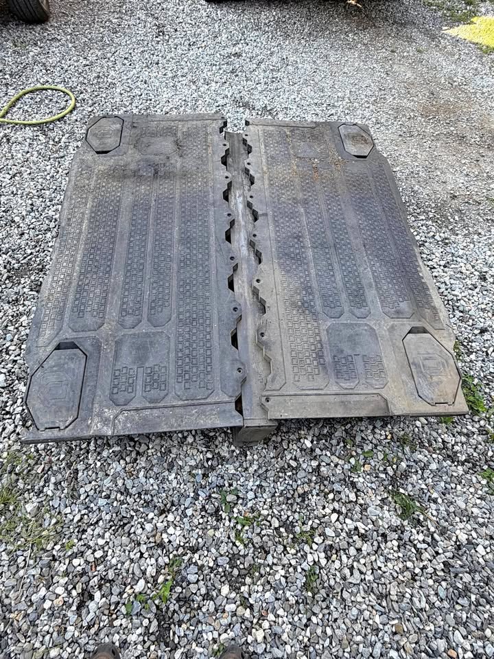 DECKED box system 6 1/2 ft GMC in Sharon, CT (photo 1) — photo 1