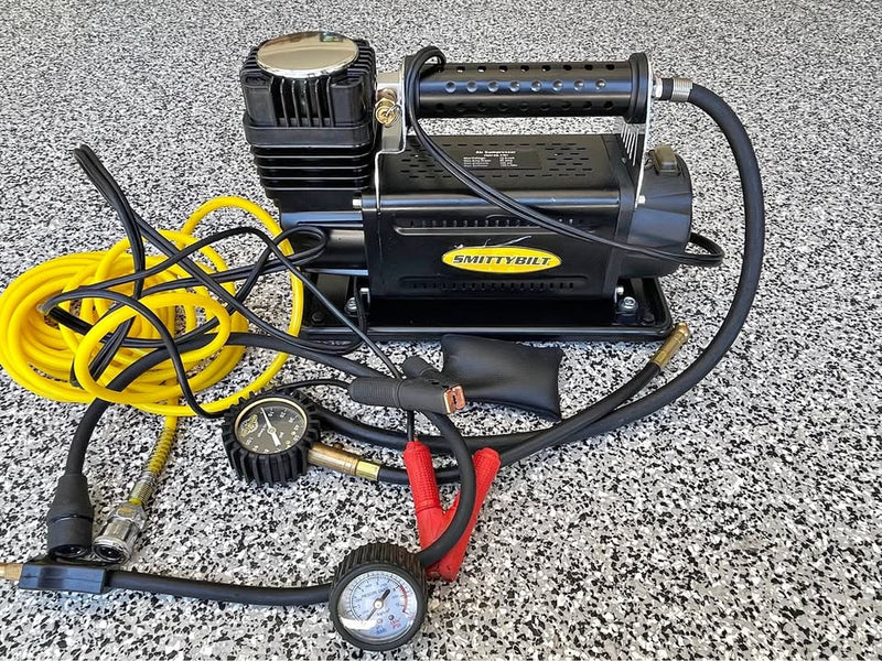 Smittybilt 2823 Heavy Duty Compressor Kit w/Rapid Air Deflator in Austin, TX (photo 1) — photo 1