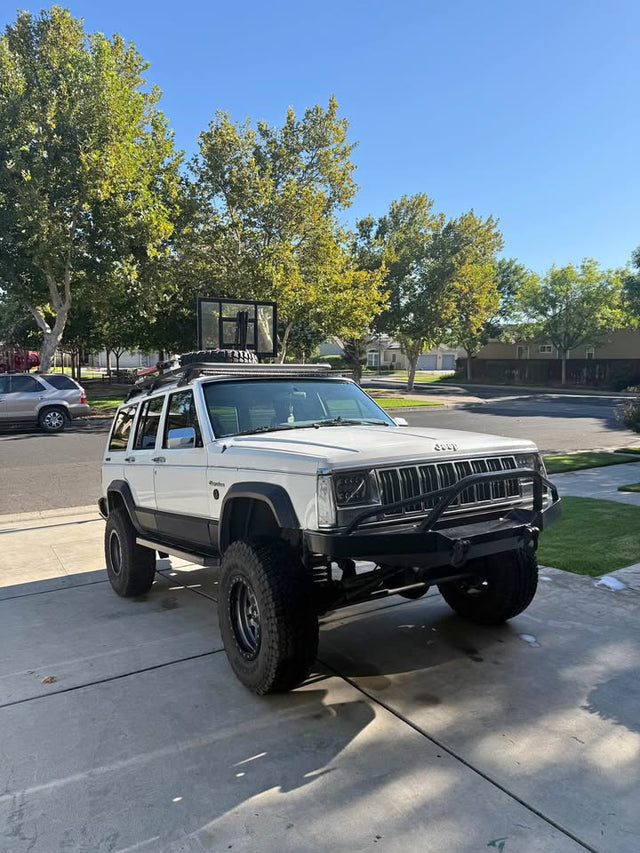 1988 Jeep Cherokee · XJ in Clovis, CA (photo 1)