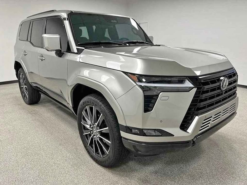 2025 Lexus GX (photo 1) — photo 1