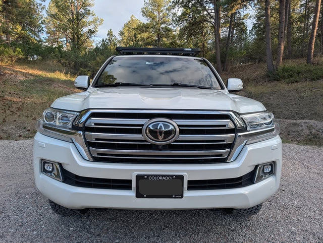 2017 Toyota Landcruiser — photo 2