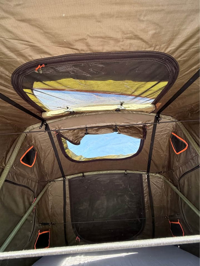 Roam Vagabond Roof Top tent — photo 3