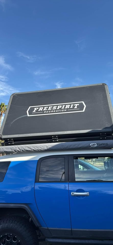 Free Spirit Recreation Rooftop Tent — photo 3