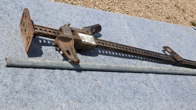 Hi-Lift 48" Jack Cast & Stamped Steel 7000lbs Load 5000 lbs Winching Capacity in Boise, ID (photo 1)