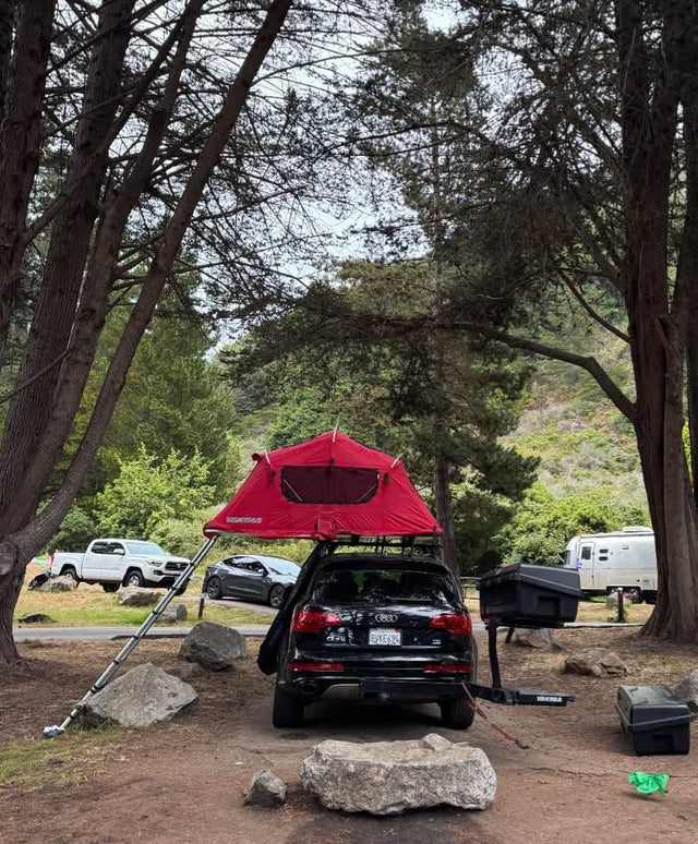 Yakima skyrise rooftop tent - Used only a couple of times — photo 2