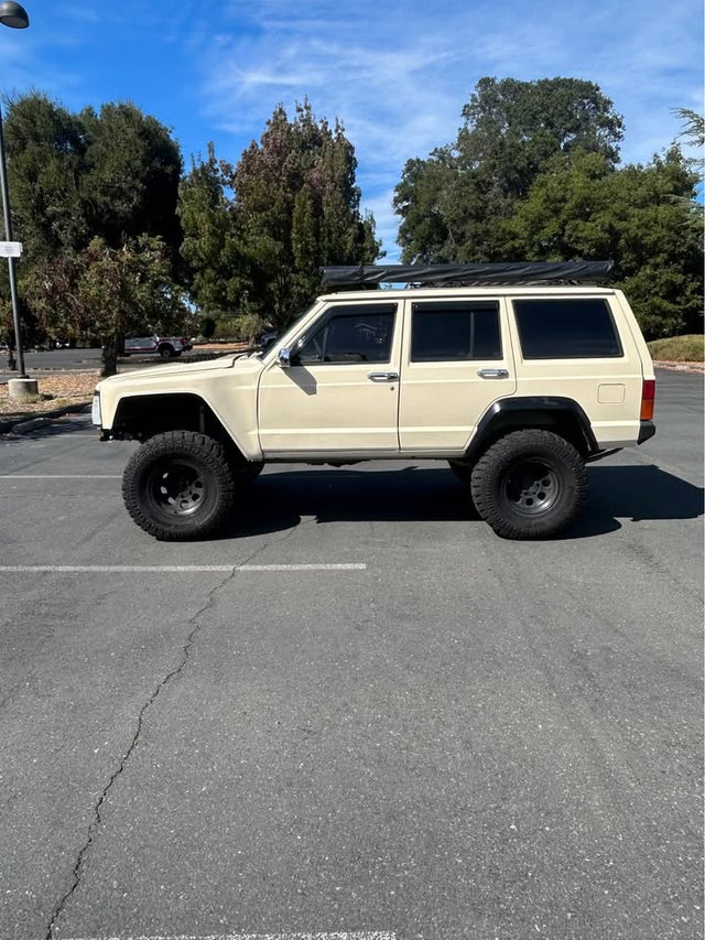 1989 Jeep Cherokee — photo 2