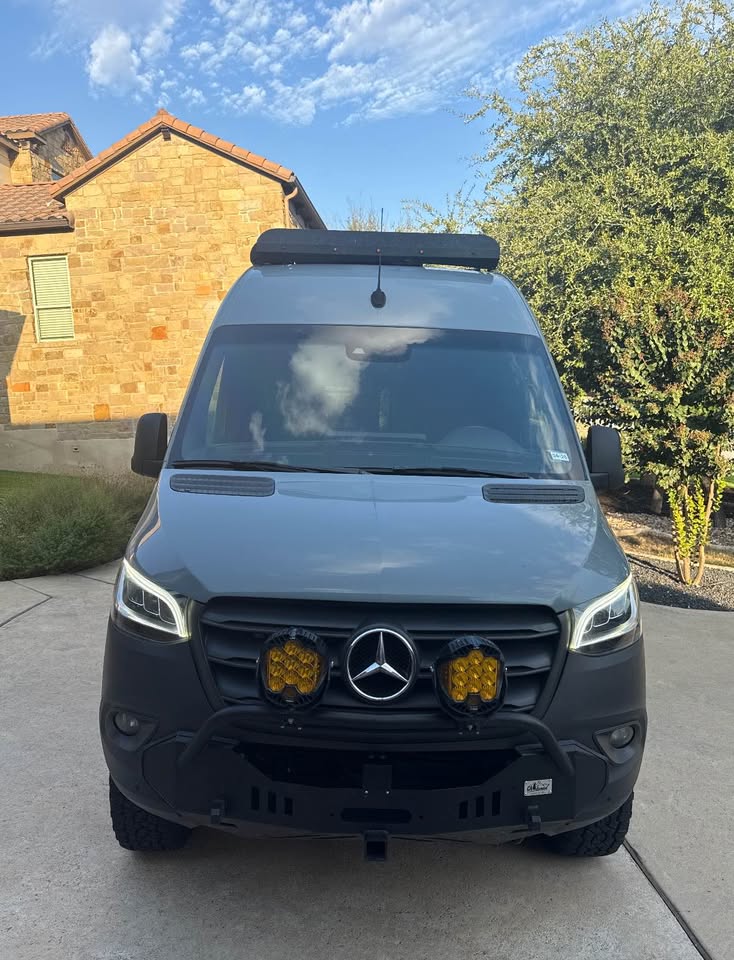 2021 Winnebago revel in Austin, TX (photo 2) — photo 2