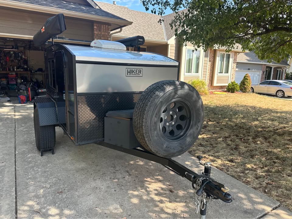 2021 Hiker Mid-Range XL 5x8 in Wichita, KS (photo 3) — photo 3