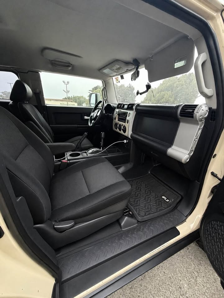 2008 Toyota FJ Cruiser · Sport Utility 2D in South San Francisco, CA (photo 8) — photo 8
