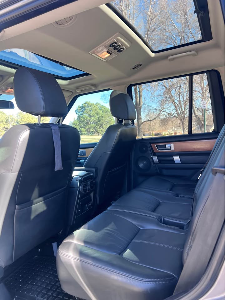 2011 Land Rover lr4 hse lux in Denver, CO (photo 8) — photo 8