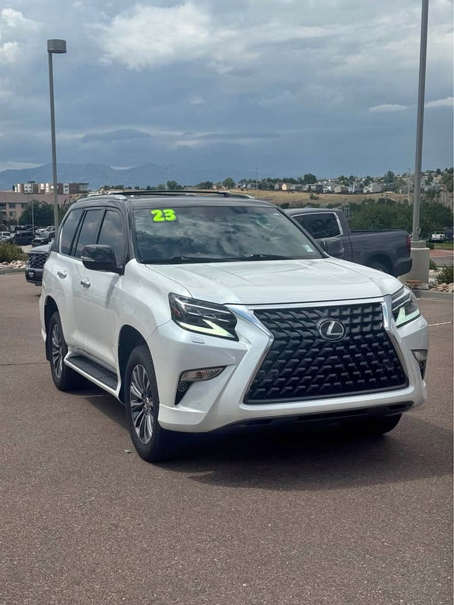 2023 Lexus GX · GX 460 Luxury Sport Utility 4D (photo 1)