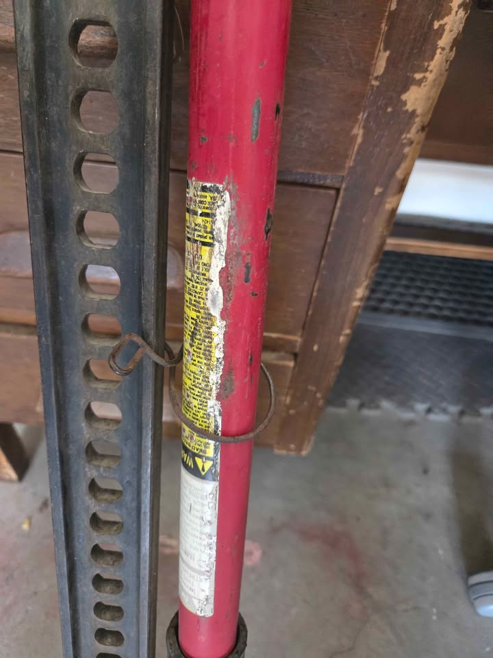 Hi lift premium model hl 484 jack in Sparks, NV (photo 4) — photo 4