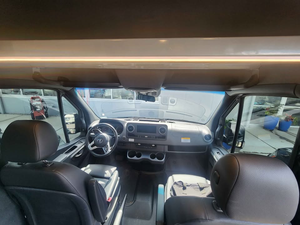 2025 Winnebago Revel 2.5 AWD 44E 28K Upgrades 19ft in Edgewood, WA (photo 5) — photo 5