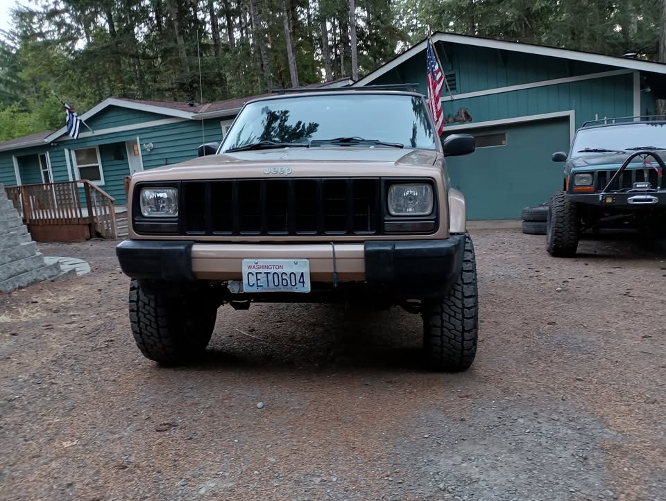 1999 Jeep Cherokee XJ in Bremerton, WA (photo 4)