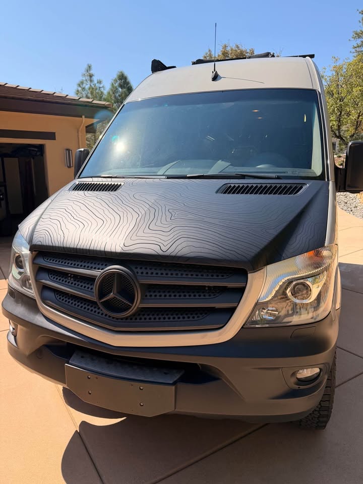 2016 Mercedes-Benz sprinter 4x4 2500 | van specialties | garage kept | 85k miles (photo 2) — photo 2