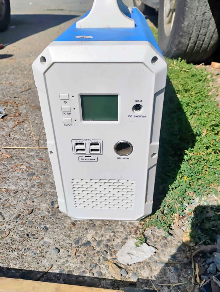 Bluetti Maxoak EB240 Portable Power Station in Seattle, WA (photo 1)