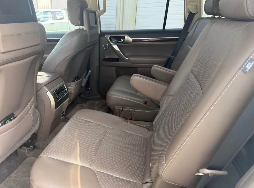 2017 Lexus GX · GX 460 Luxury Sport Utility 4D in Alabaster, AL (photo 8) — photo 8