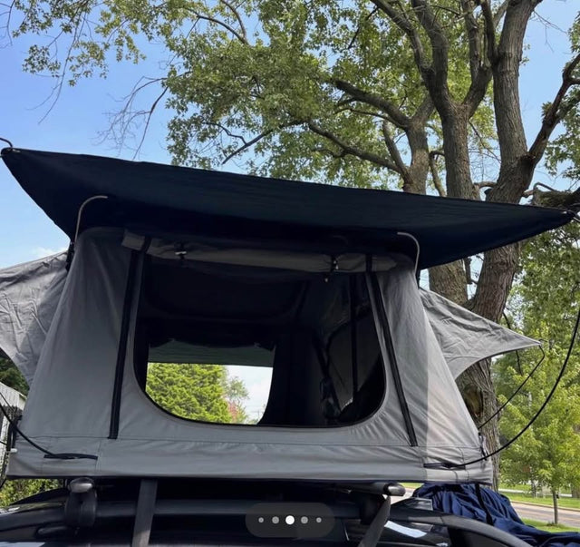 Thule Tepui Explorer Ayer 2 rooftop tent setup — photo 3