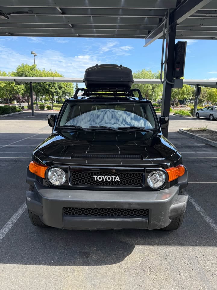 2008 Toyota FJ Cruiser · Sport Utility 2D in Stockton, CA (photo 2) — photo 2