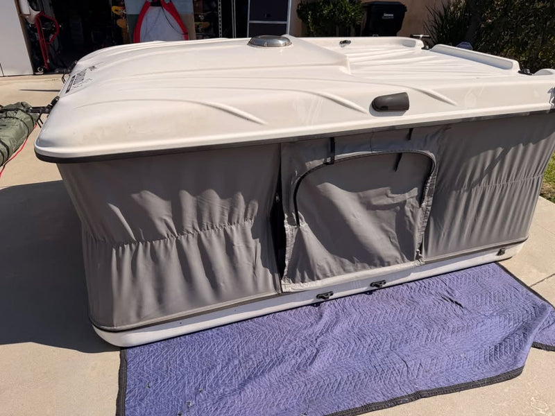 James Baroud Grand Raid XXL EVO hard-shell rooftop tent in Rowland Heights, CA (photo 6) — photo 6