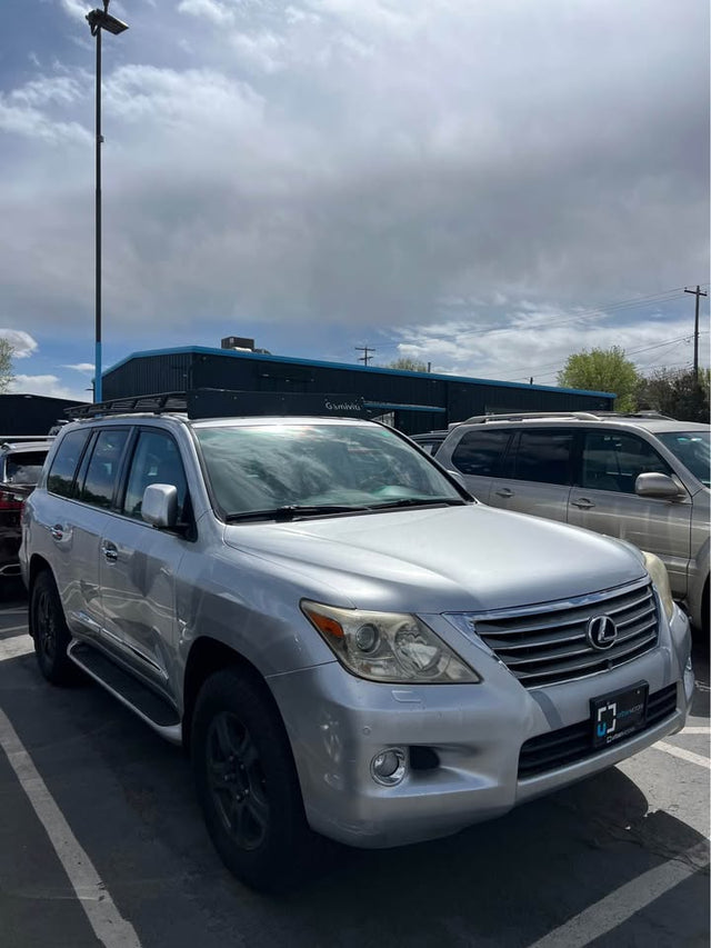 2008 Lexus LX · LX 570 Sport Utility 4D — photo 3