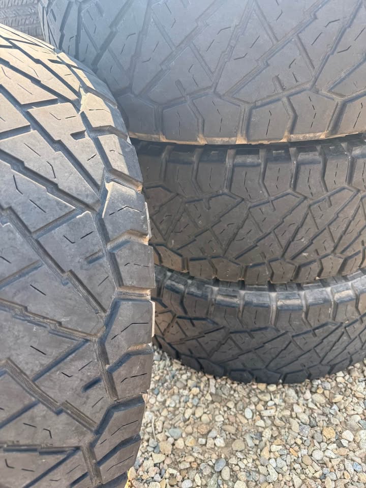 Set of Nitto Ridge Grappler Tires – 37x12.50R17LT (Boise) in Boise, ID (photo 4) — photo 4