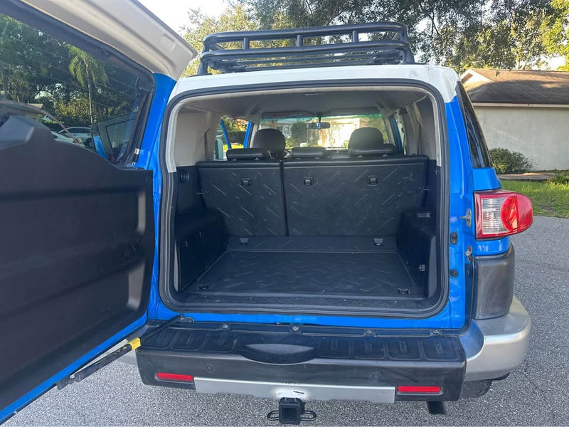 2007 Toyota FJ Cruiser · Sport Utility 2D (photo 12) — photo 12