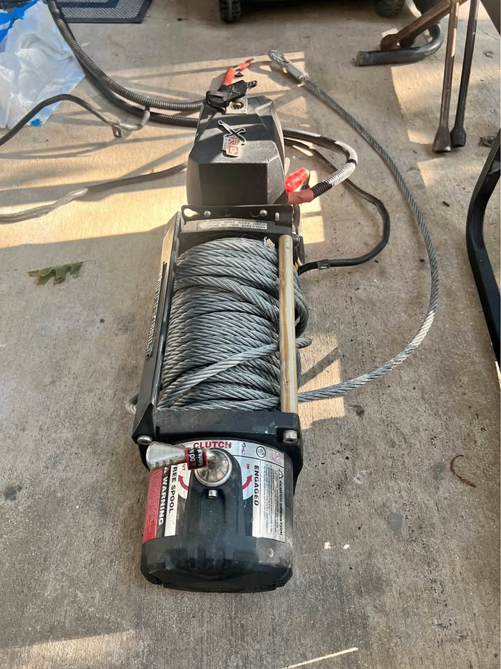 XRC 9,500 Smittybilt Winch | Steel Cable in The Colony, TX (photo 1) — photo 1
