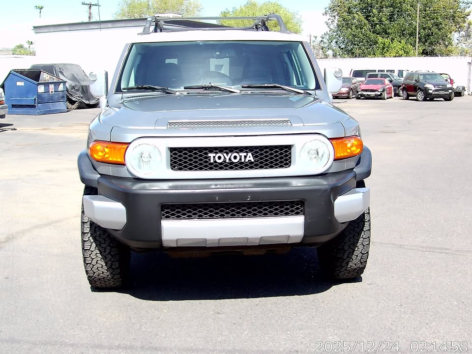 2010 Toyota FJ Cruiser Sport Utility 2D in Mesa, AZ (photo 4) — photo 4