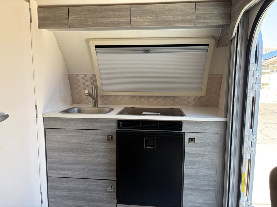 2023 Ultimate Toys Ultimate Camper “Woody” – Rare Luxury Teardrop – nüCamp/T@B 320 Based in Phoenix, AZ (photo 9) — photo 9