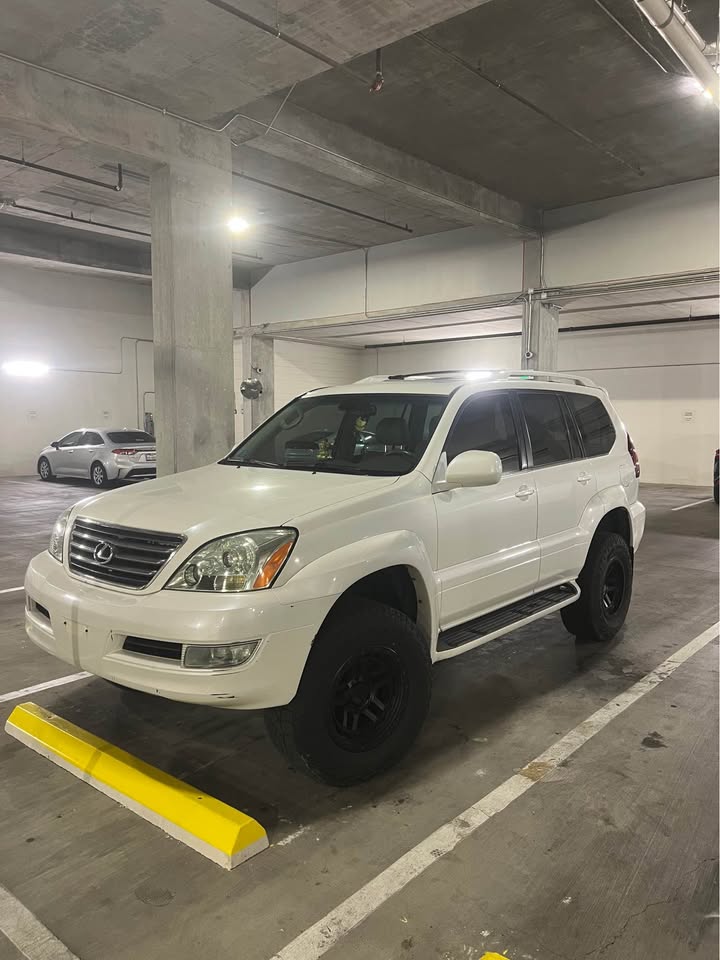 2005 Lexus GX · GX 470 Sport Utility 4D in Denver, CO (photo 6) — photo 6