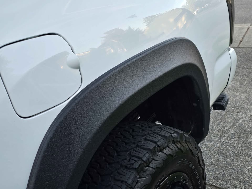 2023 Toyota Tacoma Double Cab · TRD Off-Road Pickup 4D 6 ft (photo 6) — photo 6