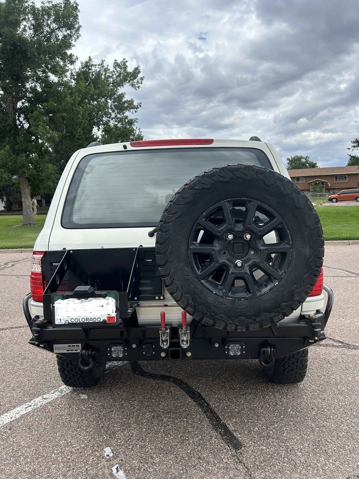 2001 Lexus LX · LX 470 Sport Utility 4D in Colorado Springs, CO (photo 4) — photo 4