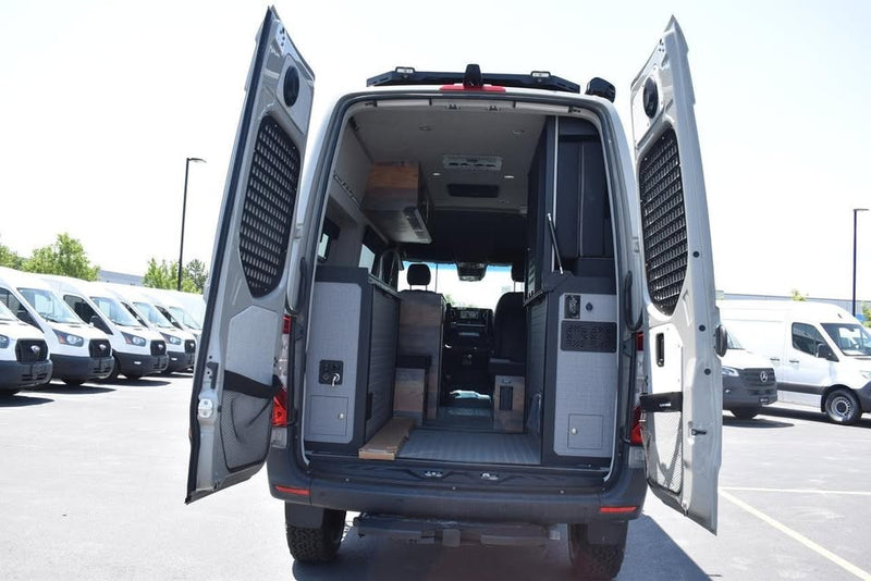2024 Mercedes-Benz sprinter 2500 144" outside van syncline camper van in Salt Lake City, UT (photo 10) — photo 10