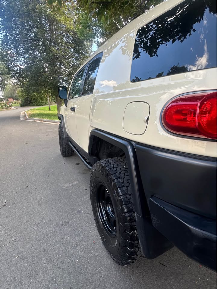 2010 Toyota FJ Cruiser · Sport Utility 2D in Denver, CO (photo 7) — photo 7