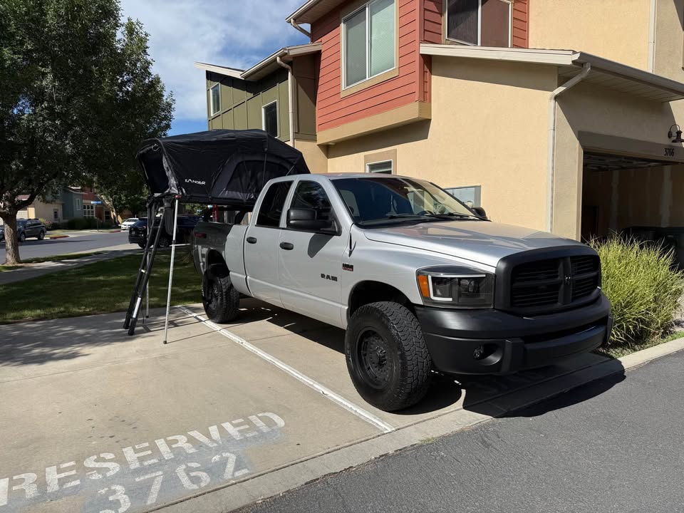iLander Skycamp Rooftop Tent and Bed Rack (photo 2) — photo 2