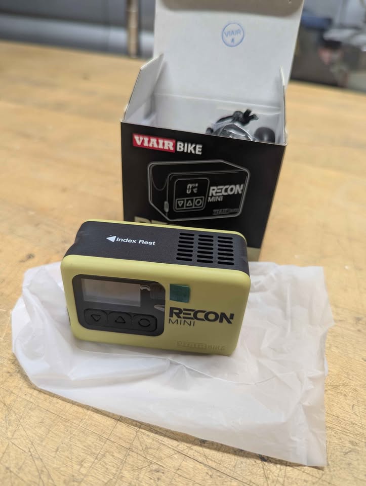 VIAIR BIKE Recon Mini Air Compressor in Phoenix, AZ (photo 3)