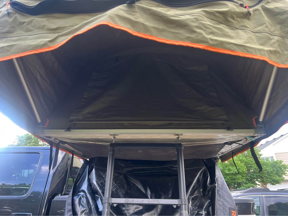 ROAM Vagabond Rooftop tent in Littleton, CO (photo 2)